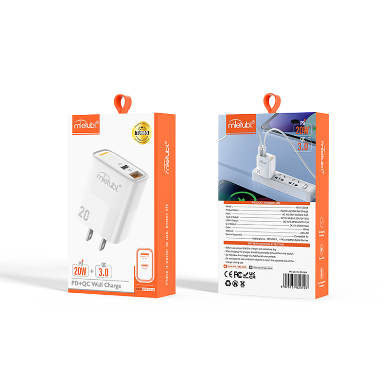 USB+Type-C PD20W wall charger