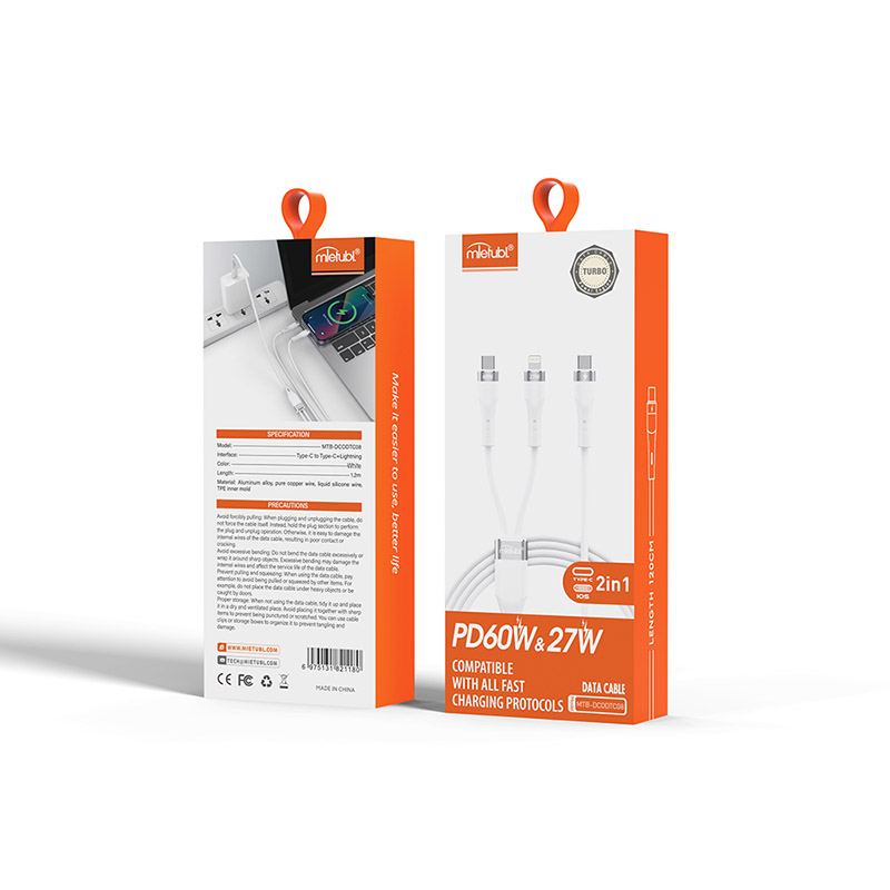 Type-C to Type-C + Lightning 2-in-1 charging cable