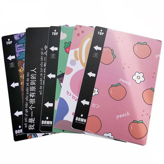 Flat mobile phone skin with pattern