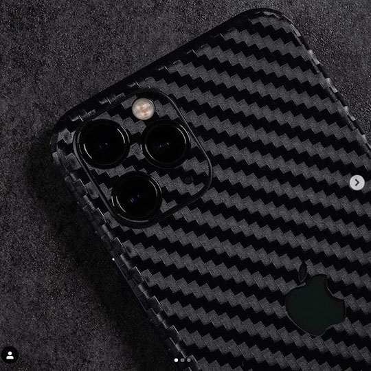 Textured mobile phone skin