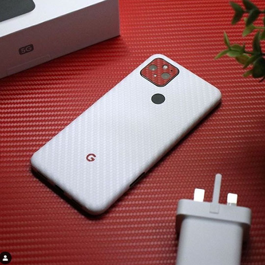 Textured mobile phone skin