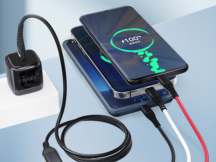 Charging cellphone